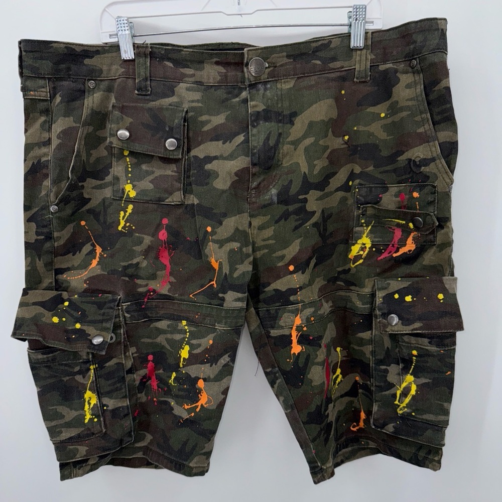 CDMG&Co Camouflage Cargo Shorts with Paint Splatter